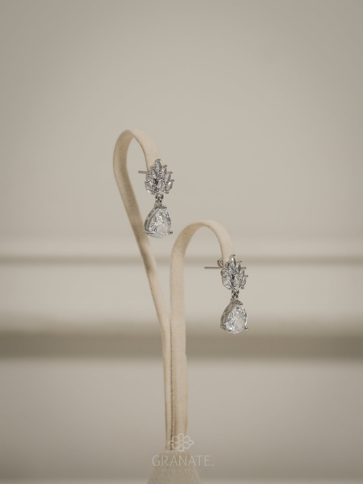 Aretes Marquises Abanico y Gota