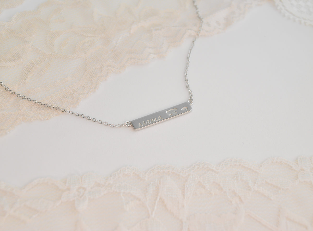 Collar Placa Mamá de Plata