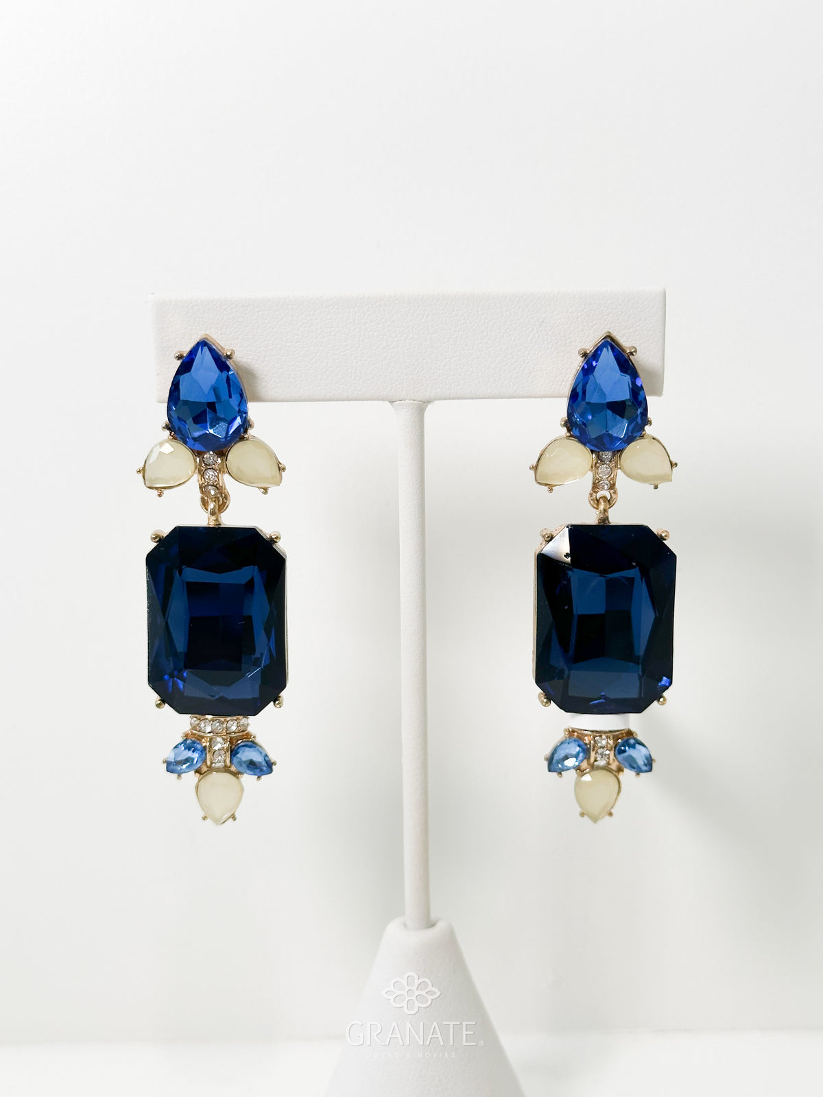 Aretes Marino