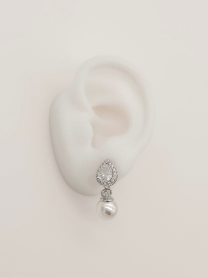 Aretes Gota Halo y Perla