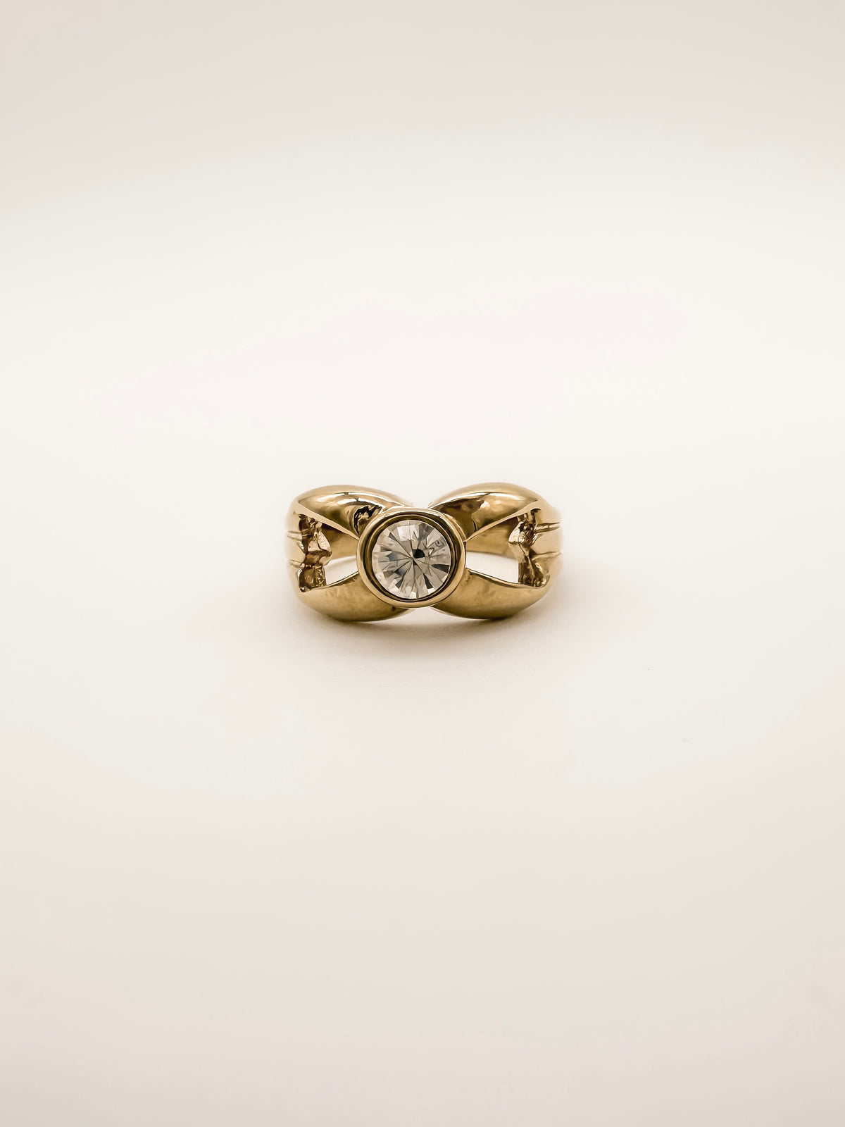Anillo Infinito Solitario