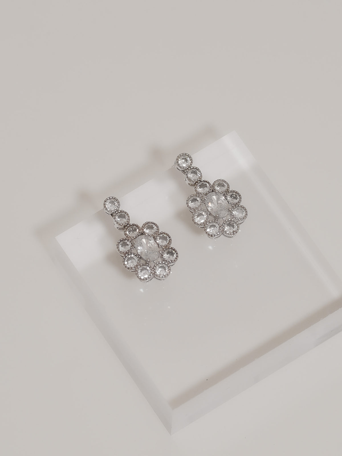 Aretes Oval Elegance