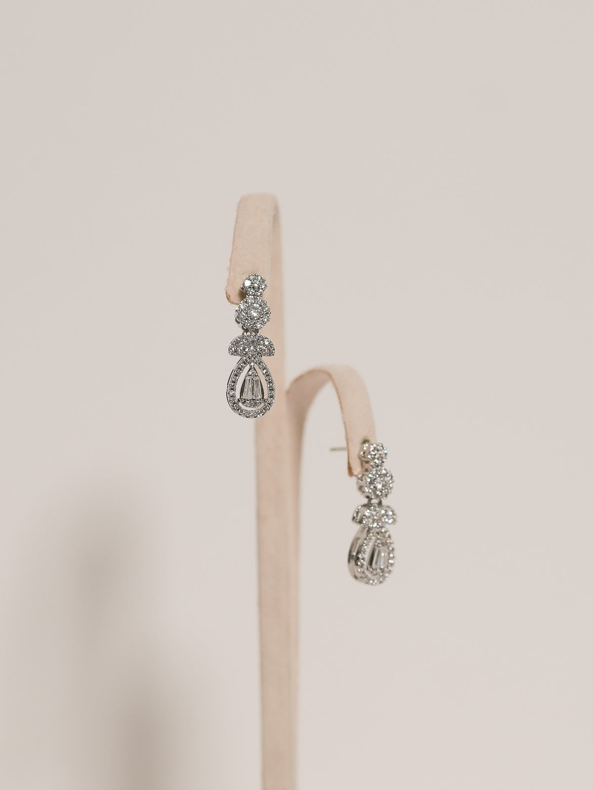 Aretes Floral y Gota