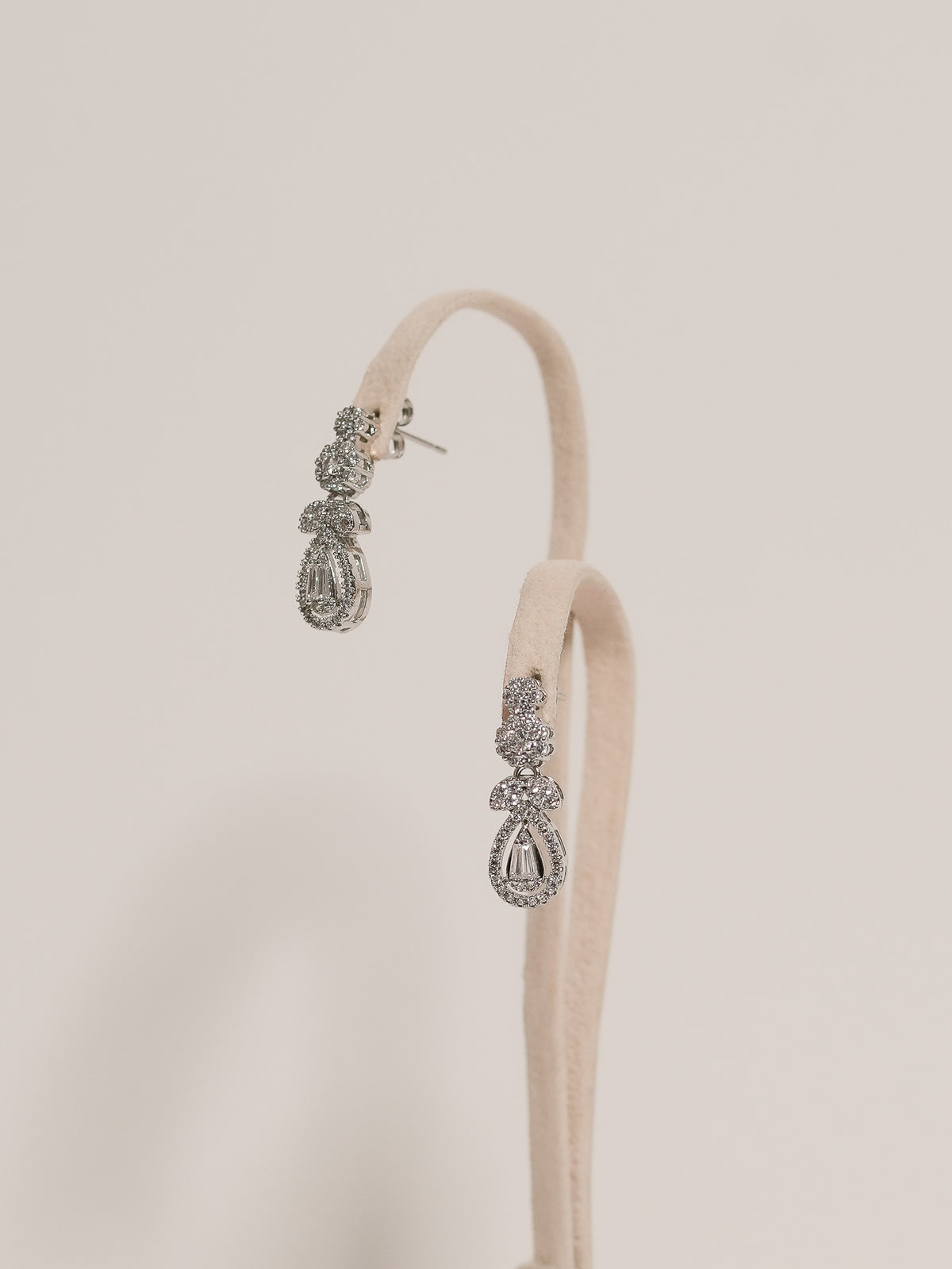 Aretes Floral y Gota