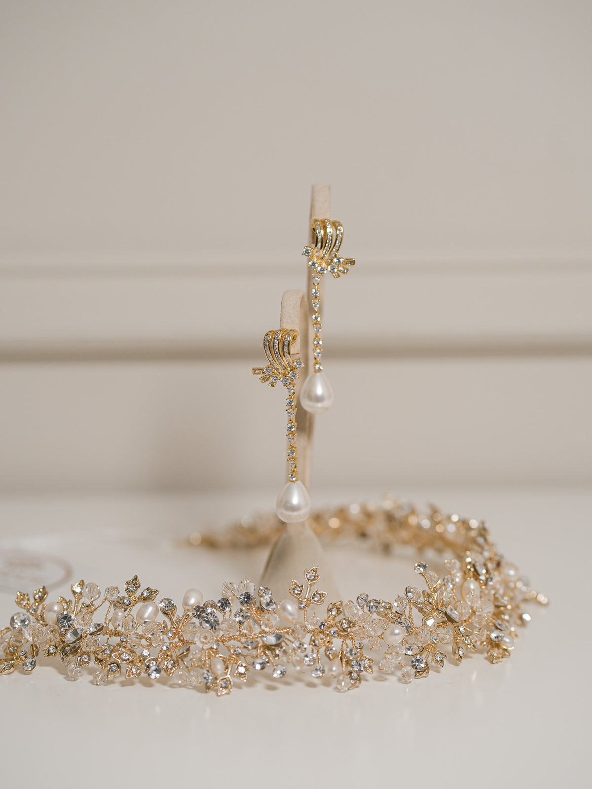 Aretes Margot Perla - Dorado