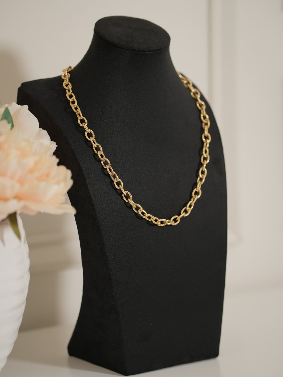 Collar Oval Texturizado