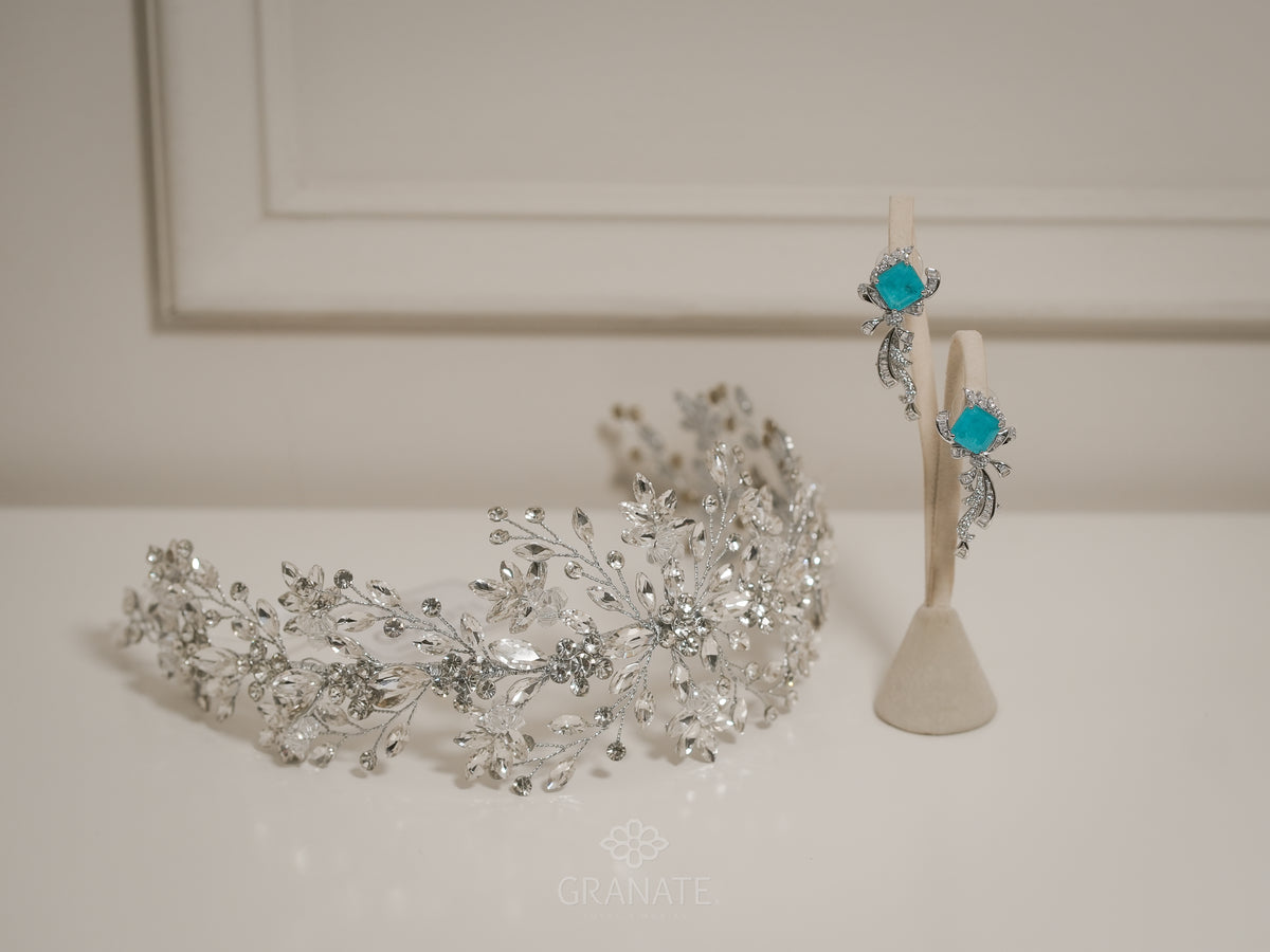 Aretes Lazo con Rombo Azul