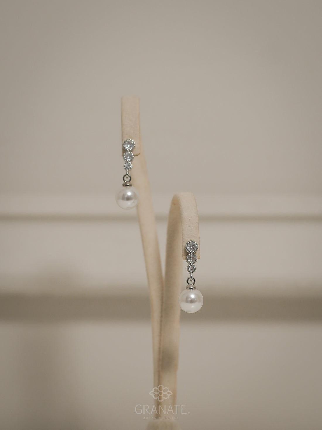 Aretes Barrita y Perla